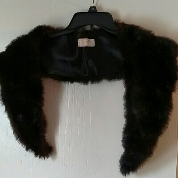 Fantasy Furs Other - Faux Fur Collar